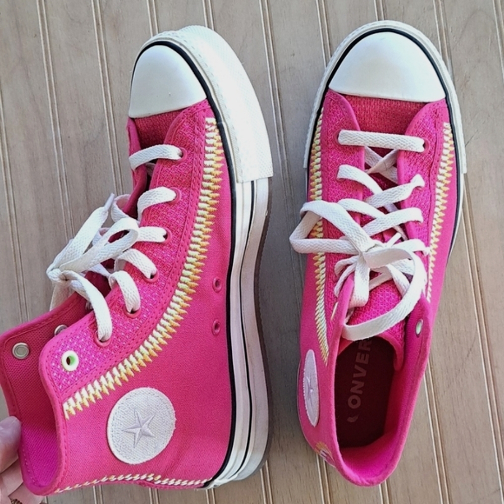 Converse Classic All Star Chuck Taylor Pink Embroidered Y2k High Top Sneakers